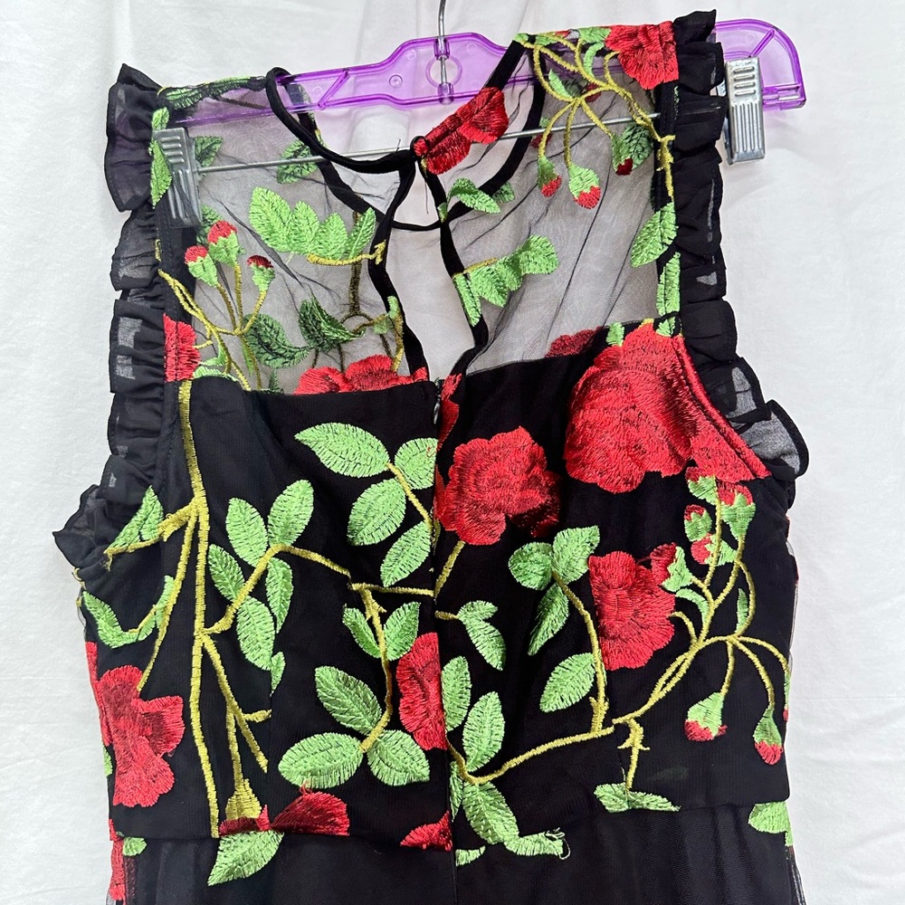 NWT LuLu’s Blissful Bouquet Black Floral Embroidered Ruffled Mini Dress Size S - Picture 6 of 16